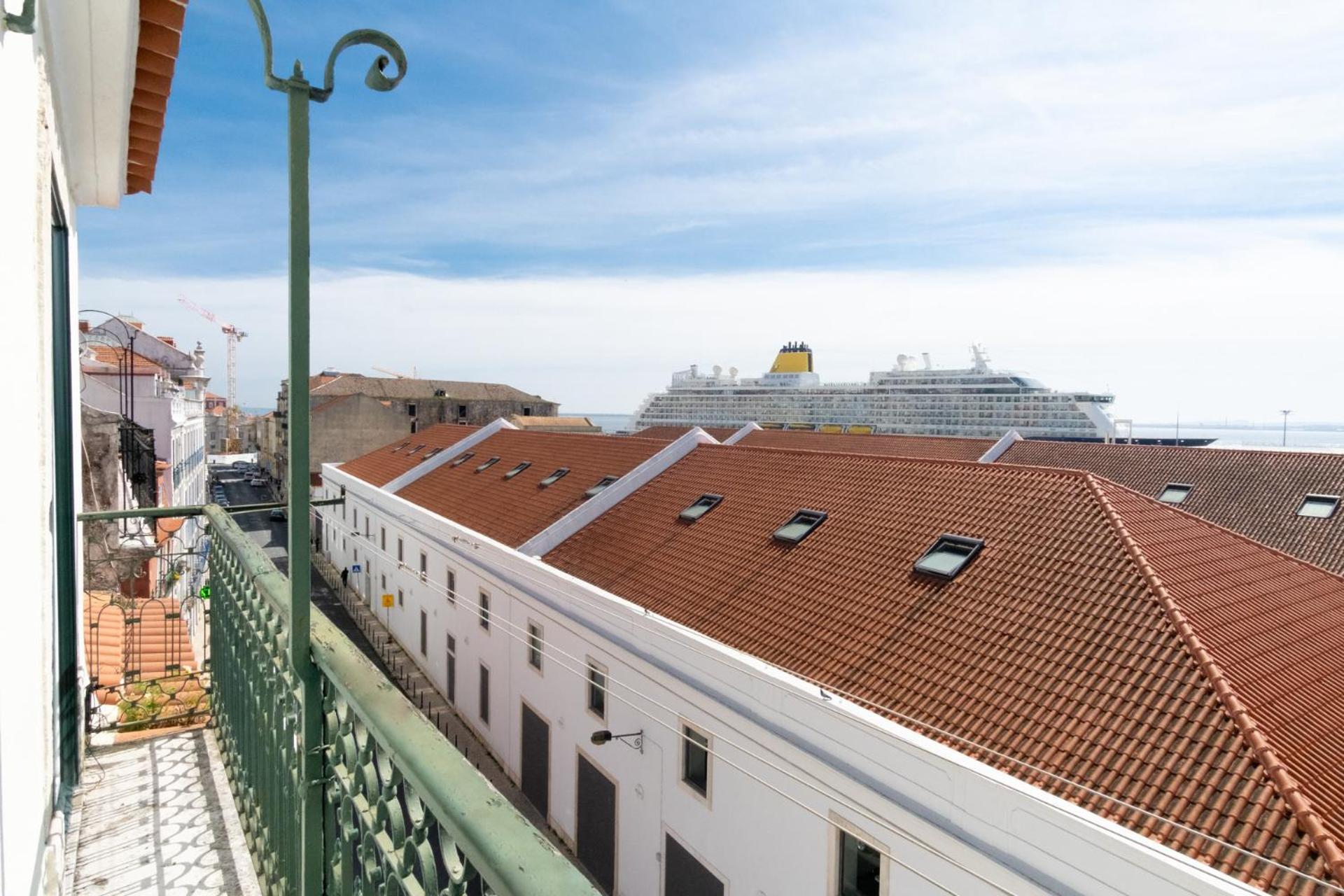 Ttl126 - Apartamento Em Alfama Lisbon Exterior photo